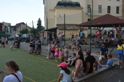 Školní rok jsme zakončili ve stylu "Garden party"