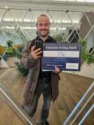 Na dvoře přibude stojan pro kola a koloběžky. Rada rodičů Kamenky získala 35 tisíc v X-Day