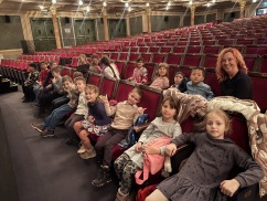 Prvňáci z Béčka navštívili muzikál Sněhová královna v Hudebním divadle Karlín